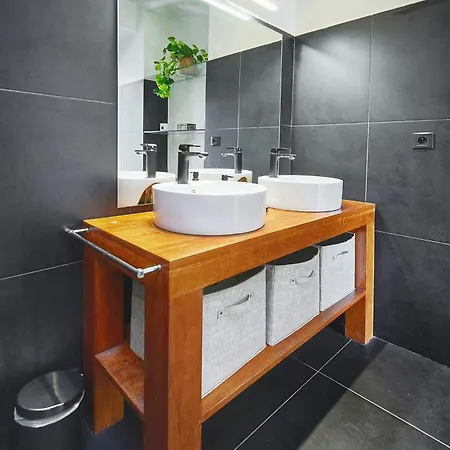 Duplex Proche De Centre Et A 2min A Pied De La Apartment