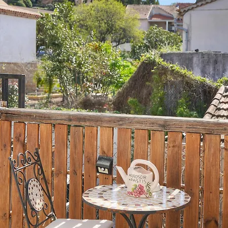 Apartment Duplex Proche De Centre Et A 2min A Pied De La