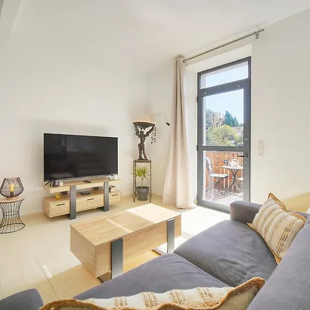 Apartment Duplex Proche De Centre Et A 2min A Pied De La Cannes