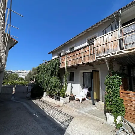 Duplex Proche De Centre Et A 2min A Pied De La Cannes