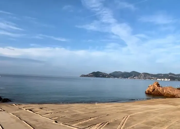 Daire Duplex Proche De Centre Et A 2min A Pied De La *