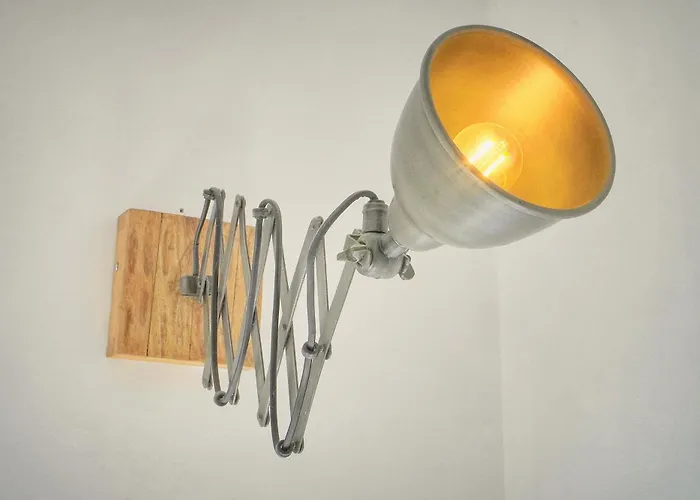 Duplex Proche De Centre Et A 2min A Pied De La Daire *